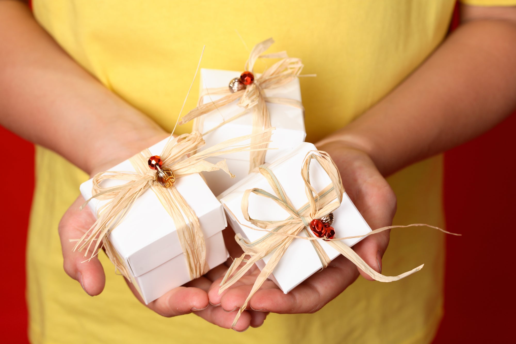 How to Incorporate Charitable Wedding Favors into Your Big Day