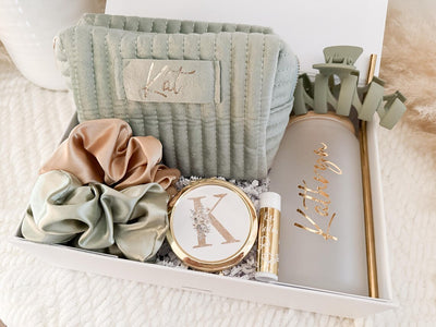Glitz and Glam Proposal Set