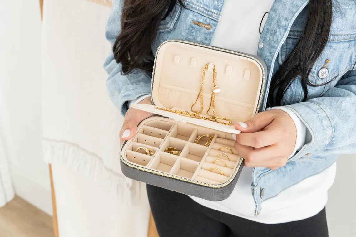 Travel Velvet Jewelry Box