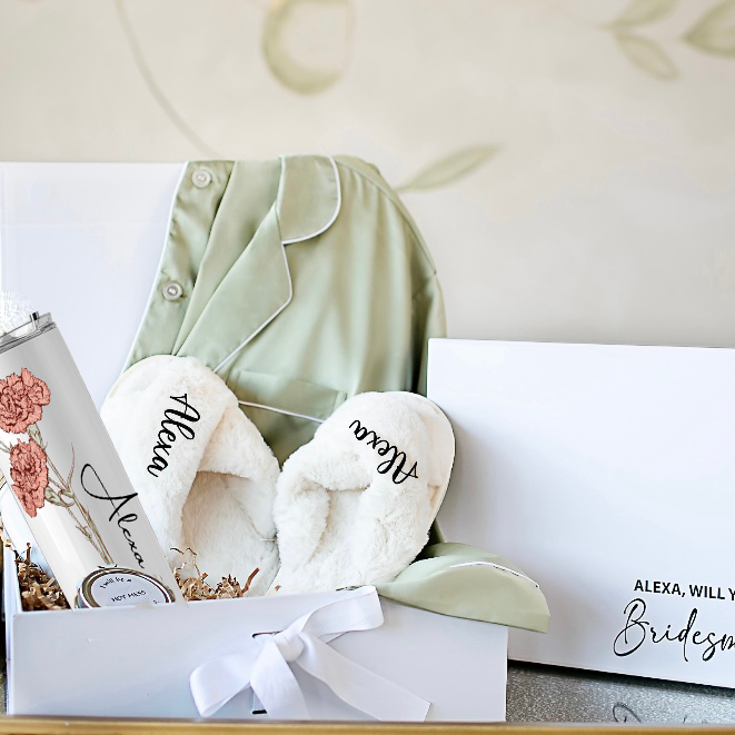 Bridesmaid Minimalist Proposal Gift Box Bridesmaid Gifts Boutique