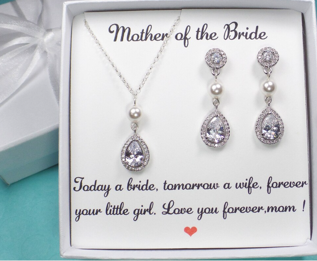 Jewellery for mother of the bride deals