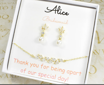 Bridesmaid Pearl Earring and Bracelet set