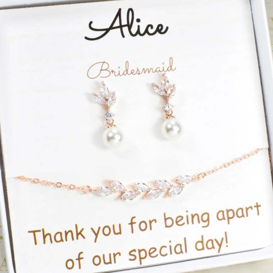 Bridesmaid Pearl Earring and Bracelet set