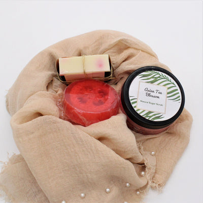 Luscious Lather Spa Set