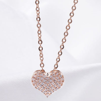 Fake diamond sales heart necklace